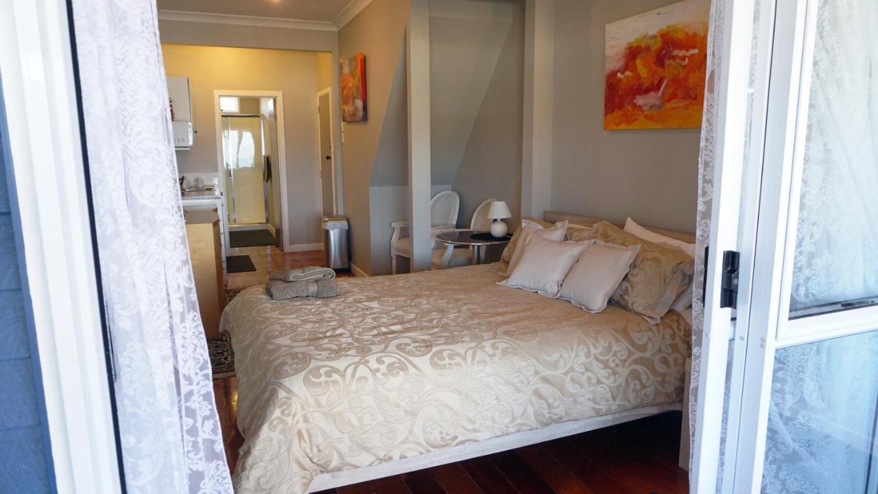Nana Glads Beachfront Accommodation Whitianga Dış mekan fotoğraf