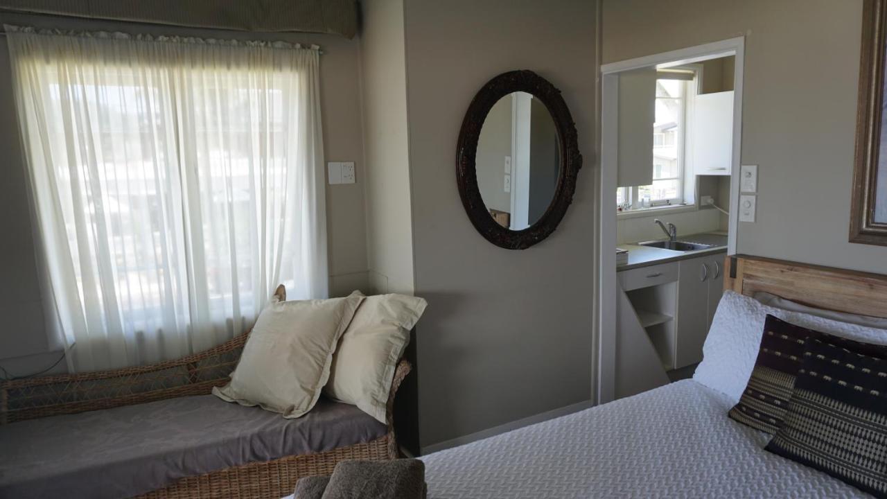Nana Glads Beachfront Accommodation Whitianga Dış mekan fotoğraf
